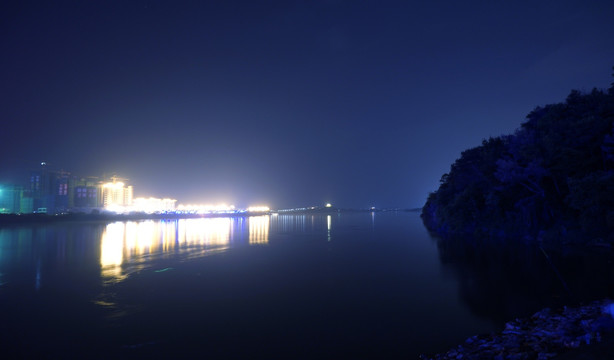 别墅区夜景