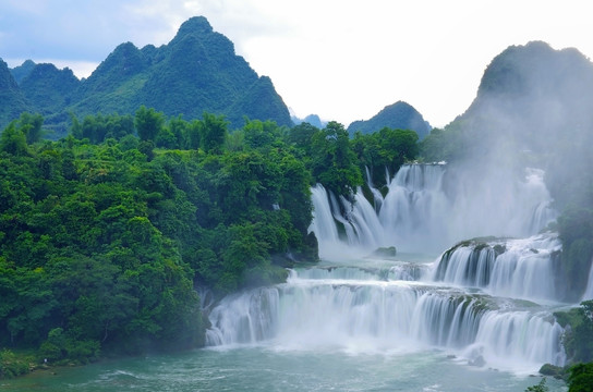 风景 瀑布山水