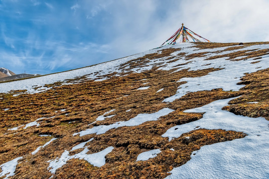 日月山风光