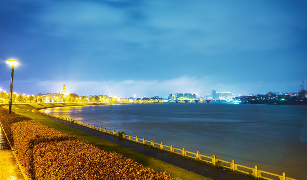 城市夜景