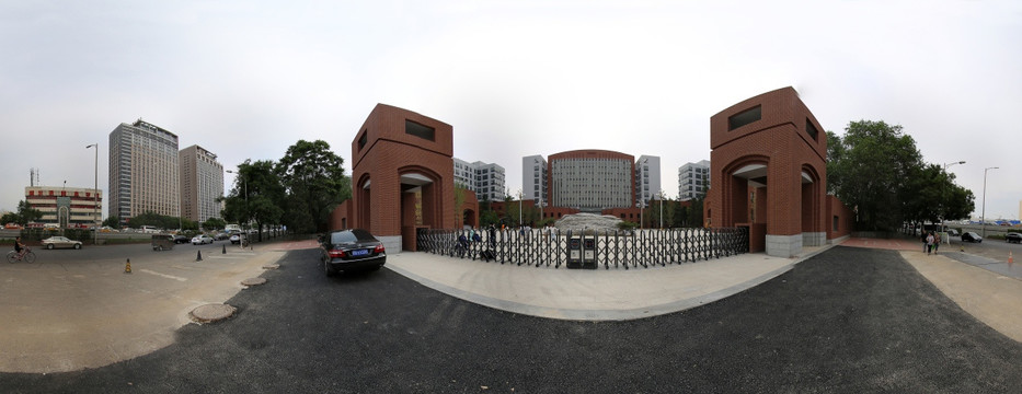 首都师范大学新大门全景