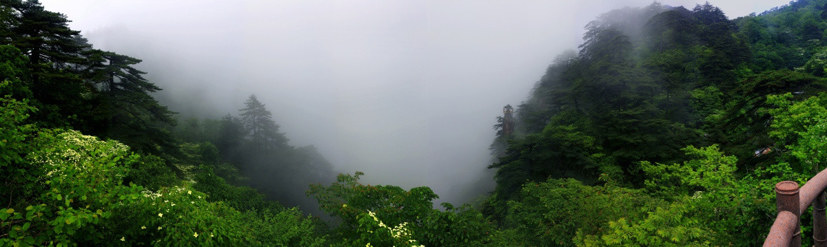 黄山梦笔生花全景图