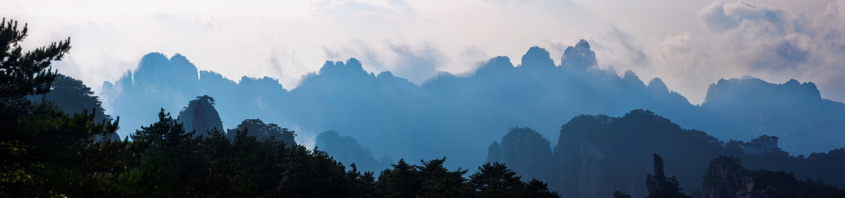 水墨黄山全景大图