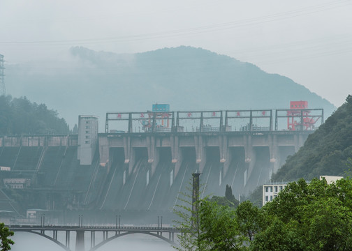 新安江水力发电厂大坝