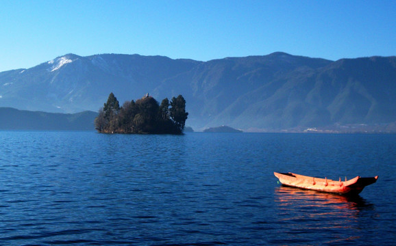 泸沽湖风光