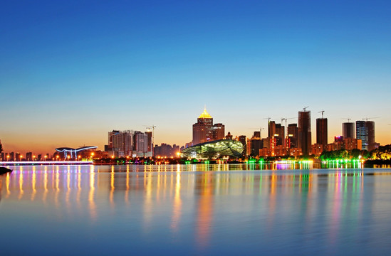 沈阳浑河夜景