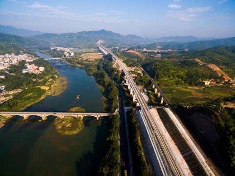 赣瑞龙铁路复线