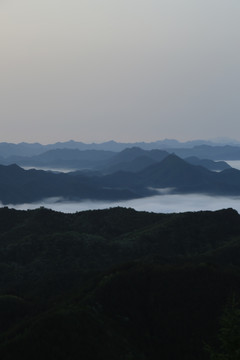 水墨云海