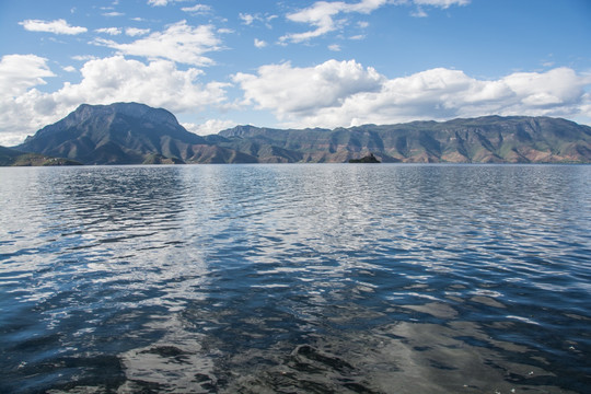 泸沽湖