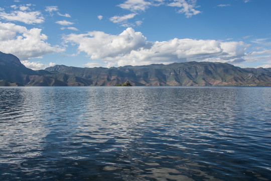 泸沽湖