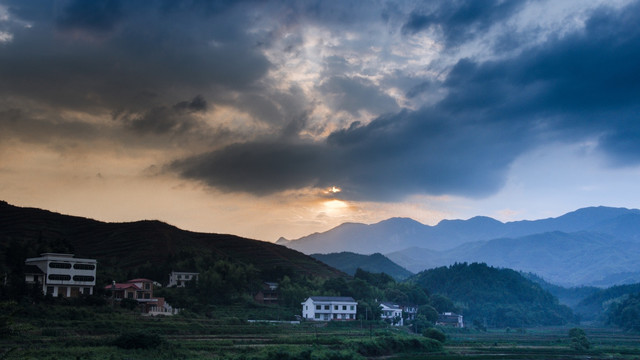 田园 乡村 落日 衡山