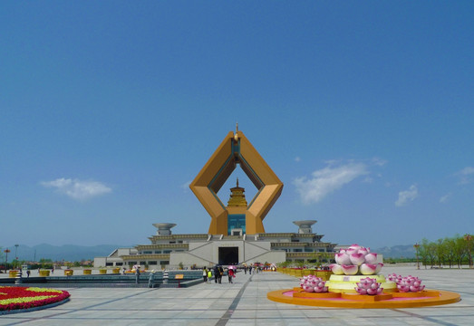 陕西法门寺合十舍利塔