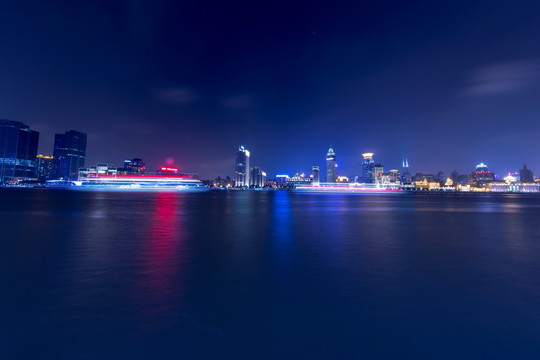 黄浦江外滩夜景