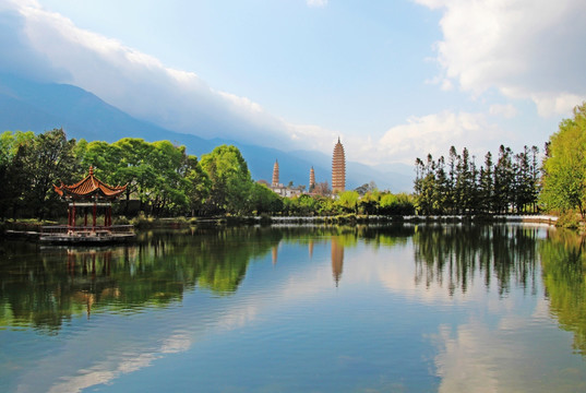 大理崇圣寺三塔景区