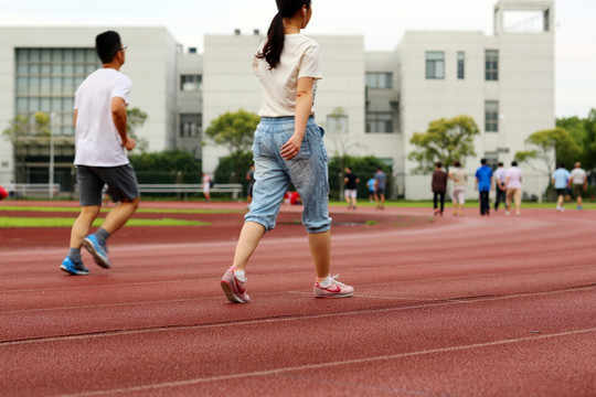 上海大学田径场