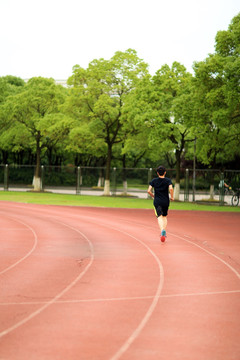 上海大学田径场