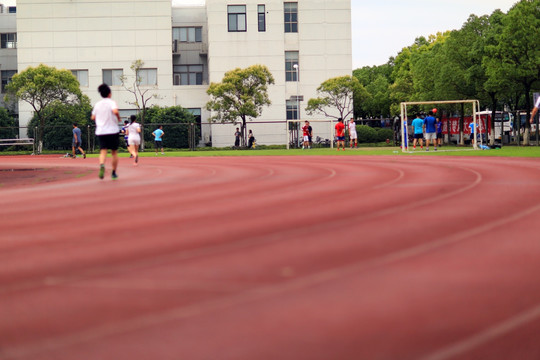 上海大学田径跑道