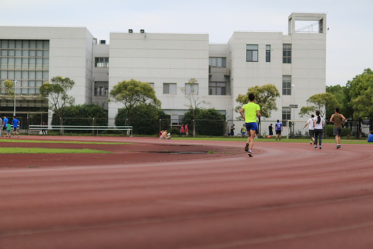 上海大学田径场