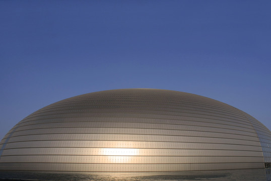 中国国家大剧院 鸟蛋建筑外观
