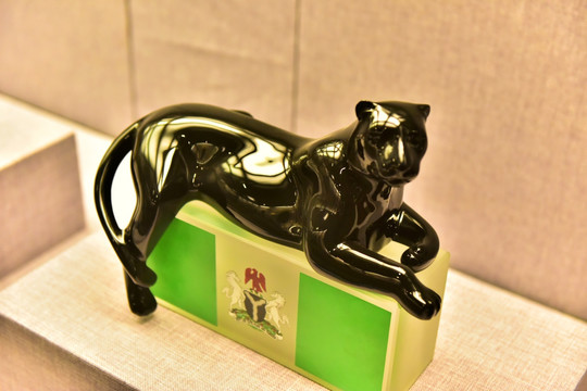 尼日利亚玻璃豹