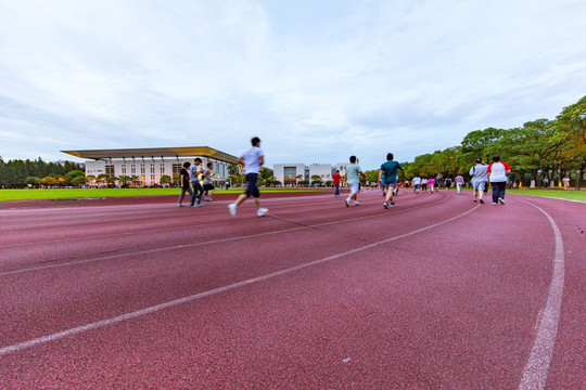 上海大学田径场