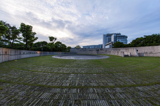 上海大学溯园