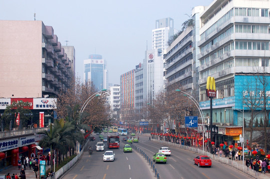 城市春节街景