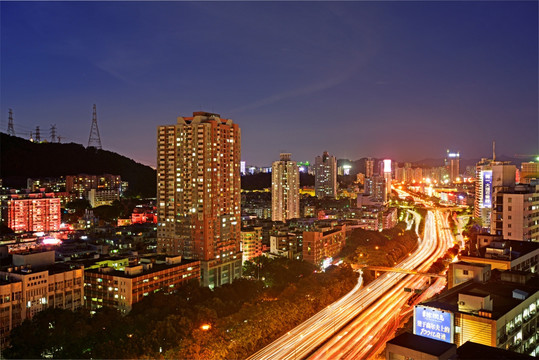 深圳夜景 深圳泥岗路