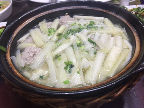 蒲菜肉圆