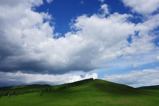 绿色的山岗