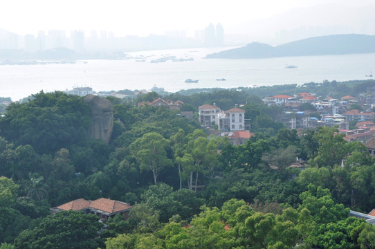 海边度假村风光