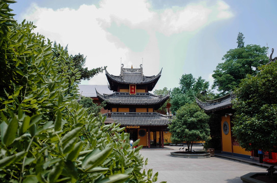 龙华寺鼓楼