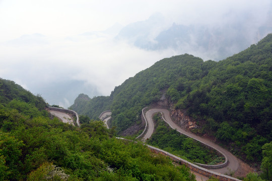 大山里的交通