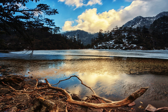 螺髻山风光