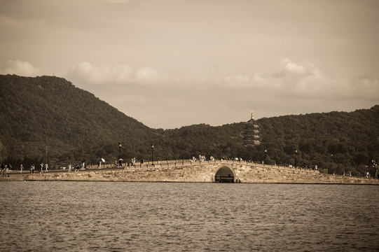 雷峰塔