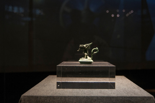成都博物馆青铜兽盖