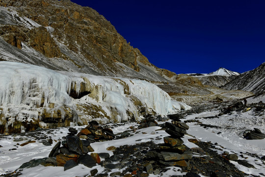 岗什卡雪山