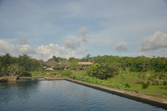 巴厘岛风景水池