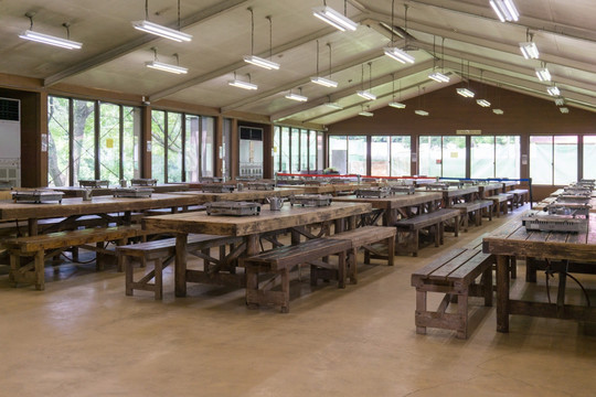 大众烧烤店 餐厅桌椅