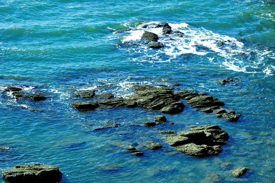 海水中石头