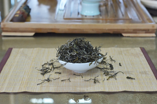 普洱散茶