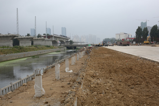 烟台嘉陵江路施工