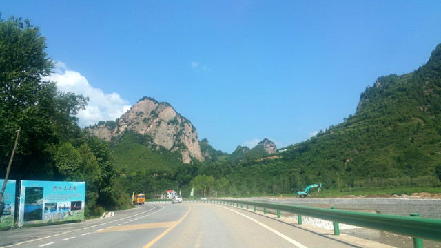 山间公路