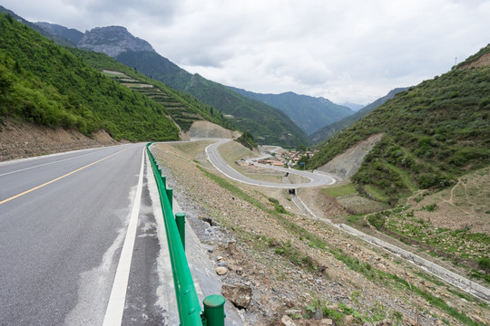 盘山公路