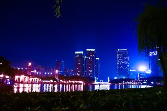 佛山千灯湖夜景