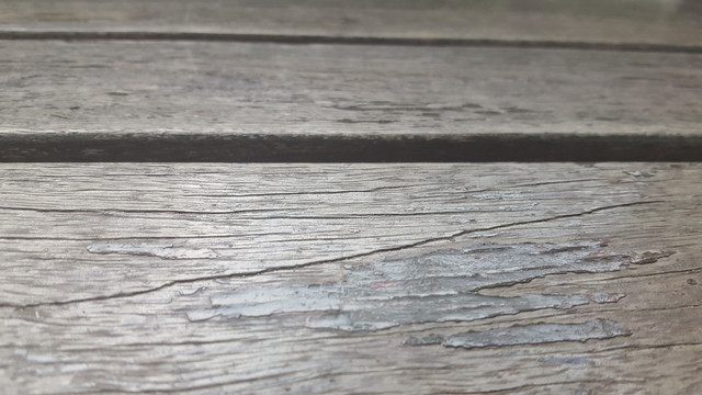 木桌木凳