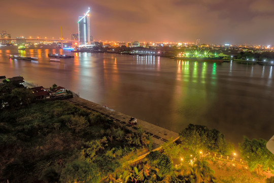 湄南河夜景