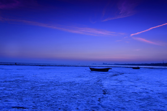 冰雪海滩