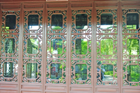 中式建筑 厅堂 窗棂 雕花