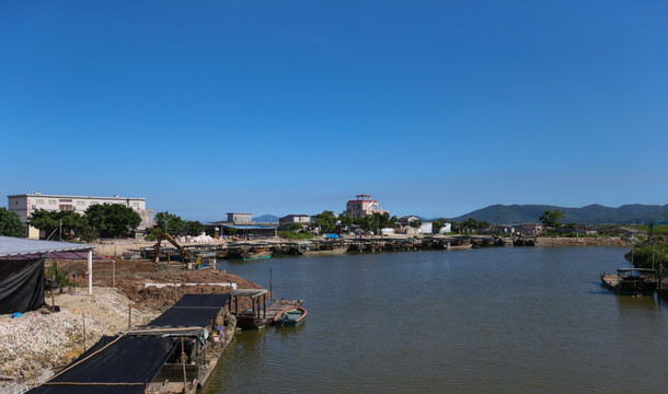 阳西 蚝乡 红木山村